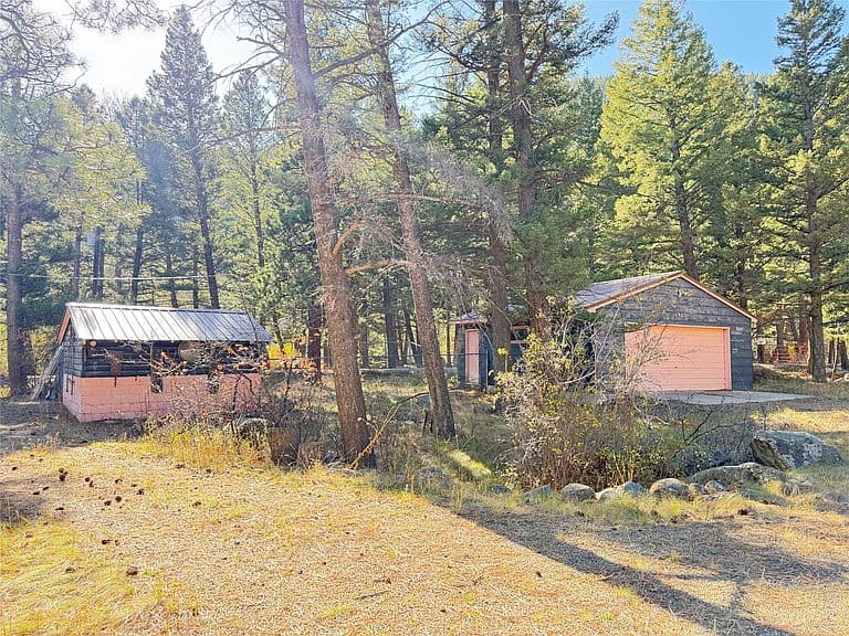 1365 Rimini Rd photo 2