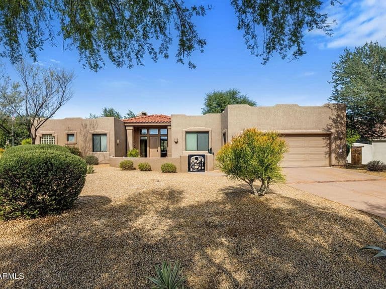 18622 E Tonto Verde Drive photo 2