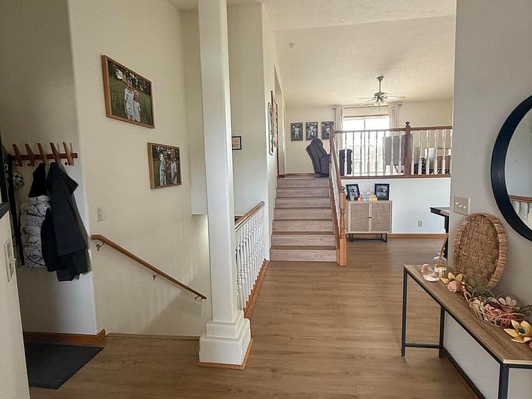1108 Cherry Dr photo 4