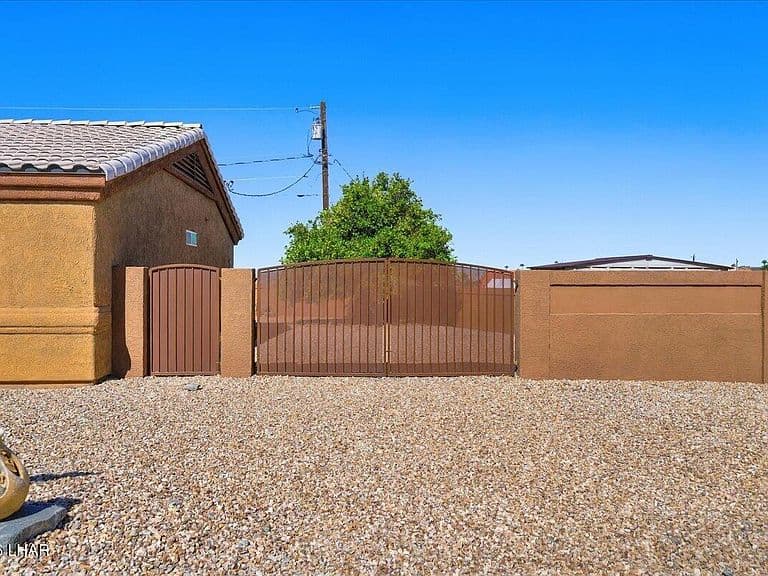 3551 Pocahontas Dr photo 5