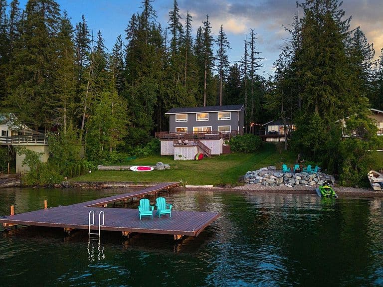 169 Lakeshore Dr photo 1