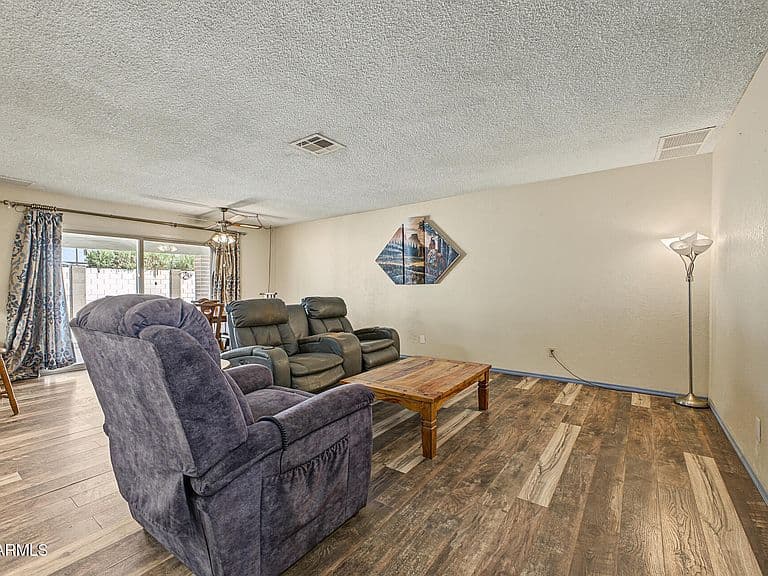 3040 W PHELPS Road photo 4