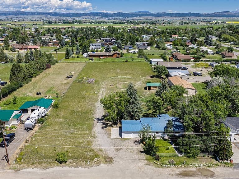 1110 Sierra Rd W photo 5