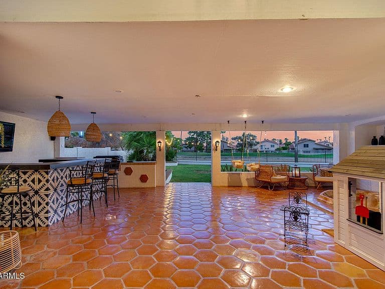 7507 W SEQUOIA Drive photo 3