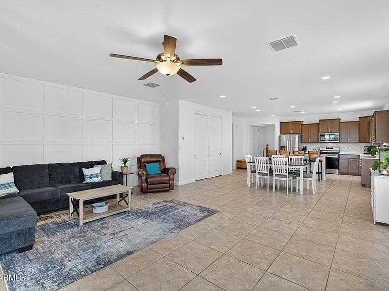 8481 W RUSHMORE Way photo 4
