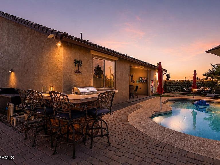 22220 E DESERT HILLS Court photo 3