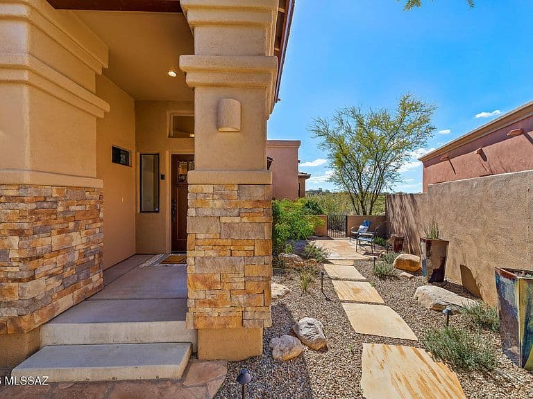 922 E Vault Mine Ct photo 4