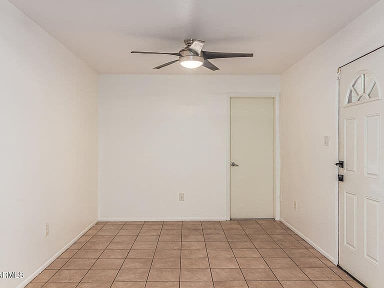 3029 W Shaw Butte Dr photo 4