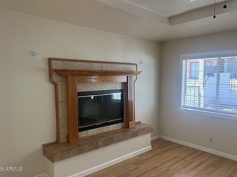 218 E HARDY Street photo 3