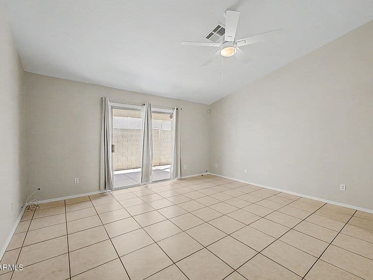 8520 W PALM Lane #1105 photo 3