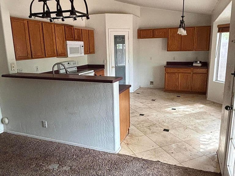 2909 E TYSON Court photo 4