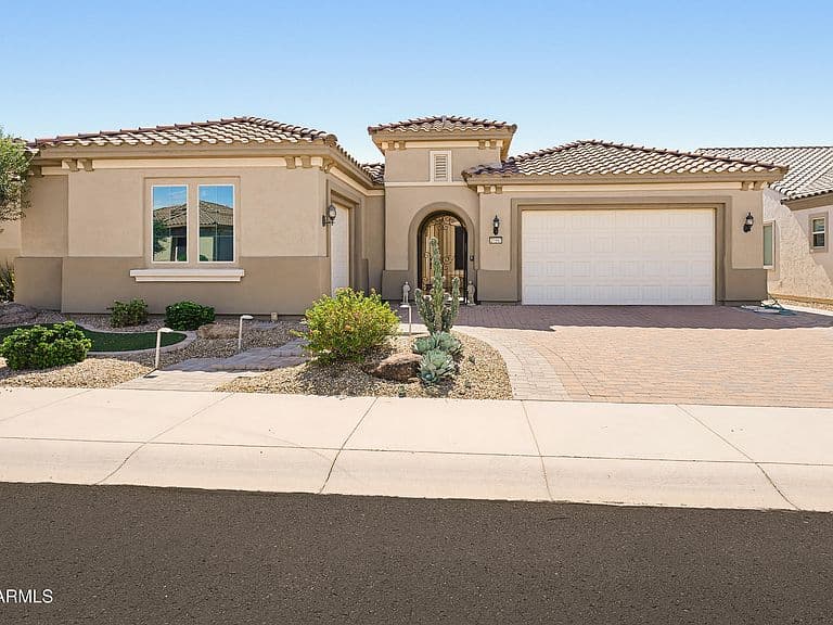 27587 W YUKON Drive photo 2