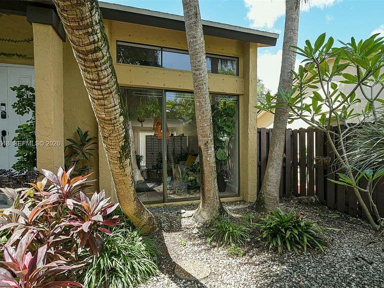 11624 SW 135th Pl photo 5