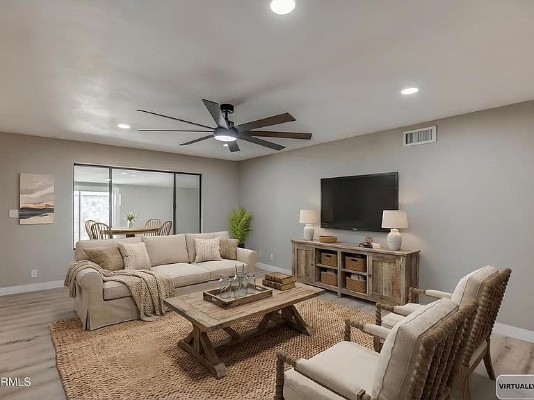 1775 N Terrace Cir photo 5