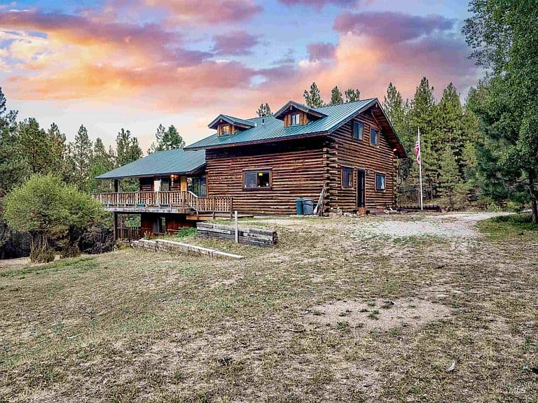 175 Evergreen Dr photo 3