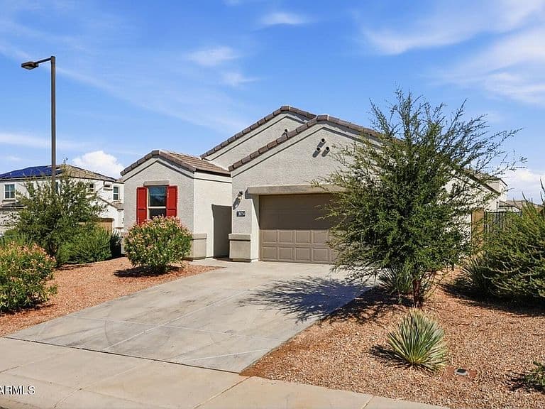 30754 W Picadilly Road photo 3
