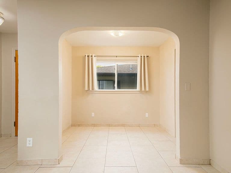 1713 Avenue E photo 5