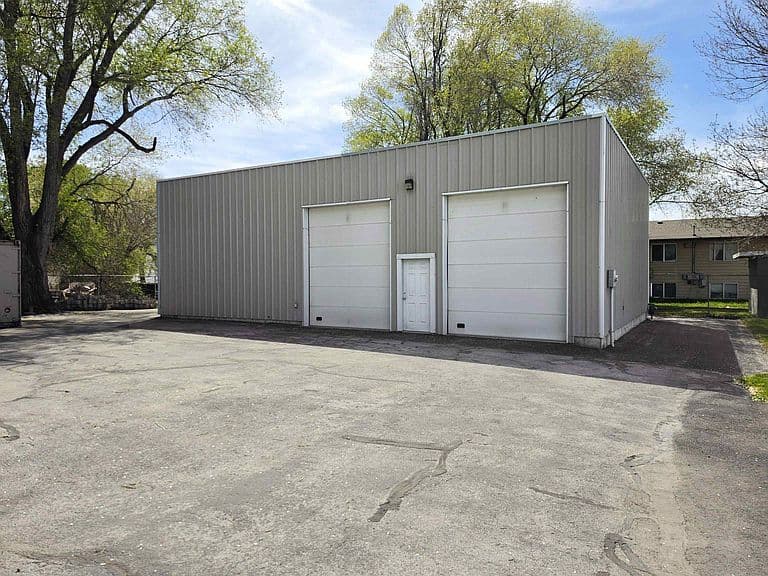 3991 Hawthorne Rd photo 2