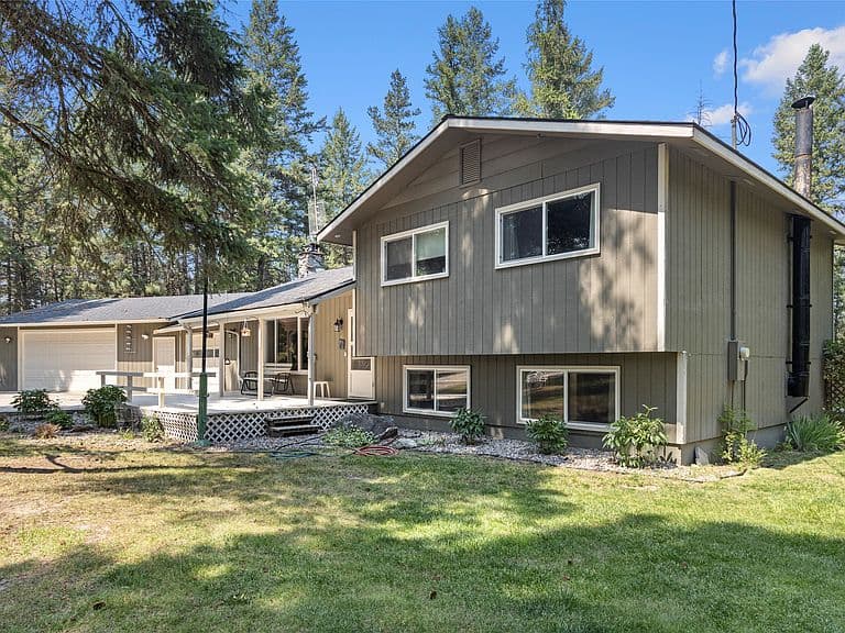 385 Springhill Rd photo 4