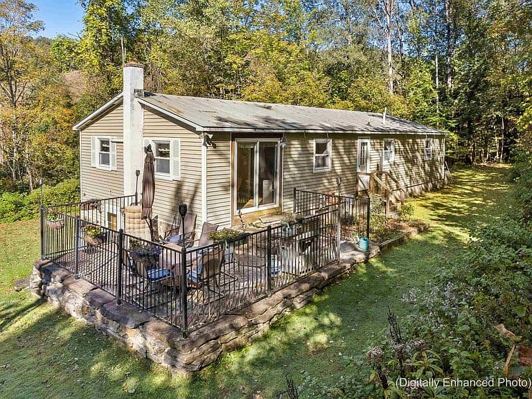 576 Bartlett Brook Road photo 2