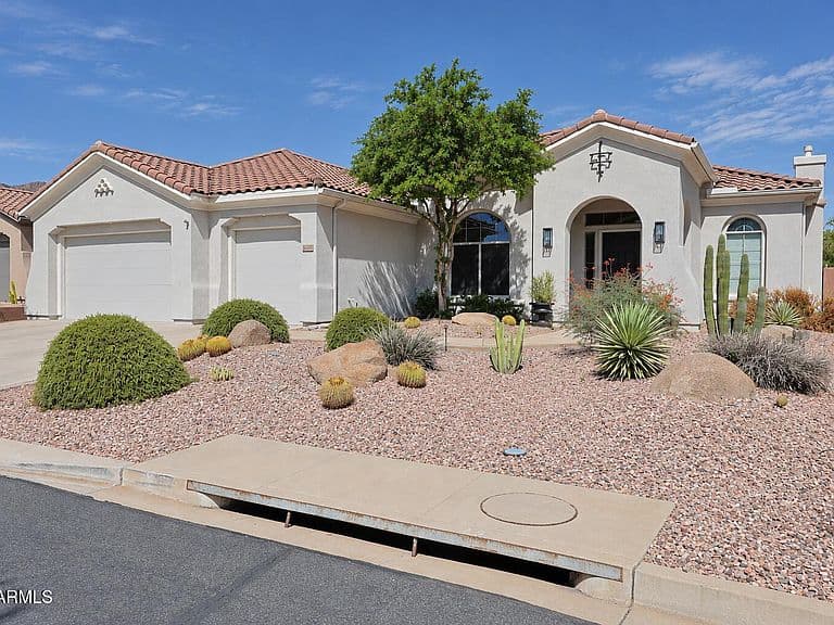 42001 N BRIDLEWOOD Way photo 2