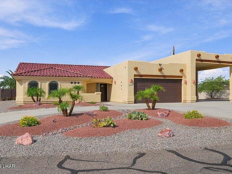3881 Yonder Dr photo 2