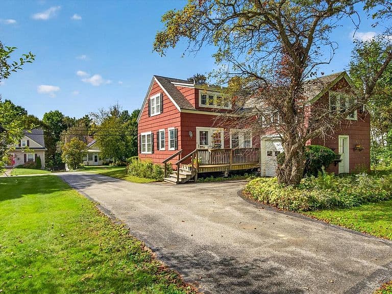 124 Bellevue Avenue photo 3