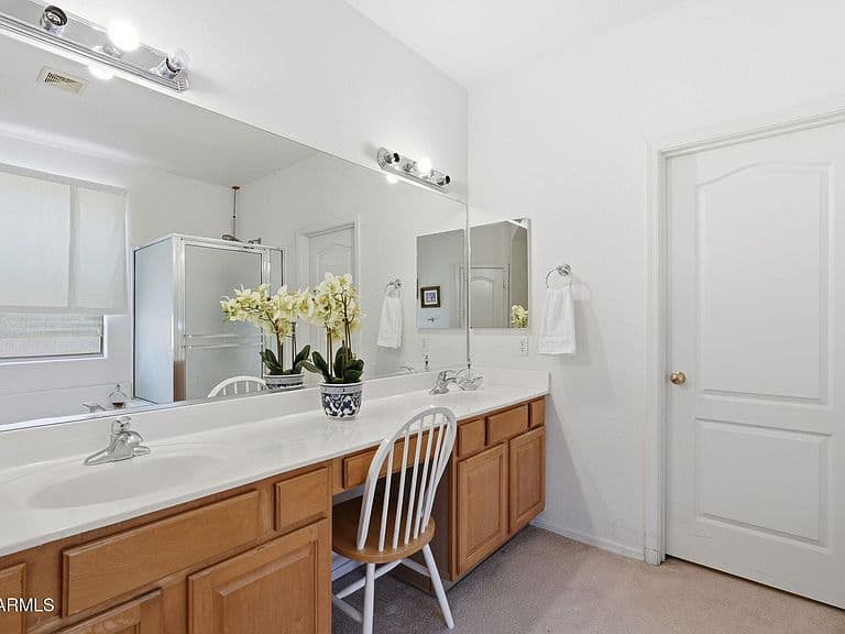 1873 E SAN CARLOS Place photo 4