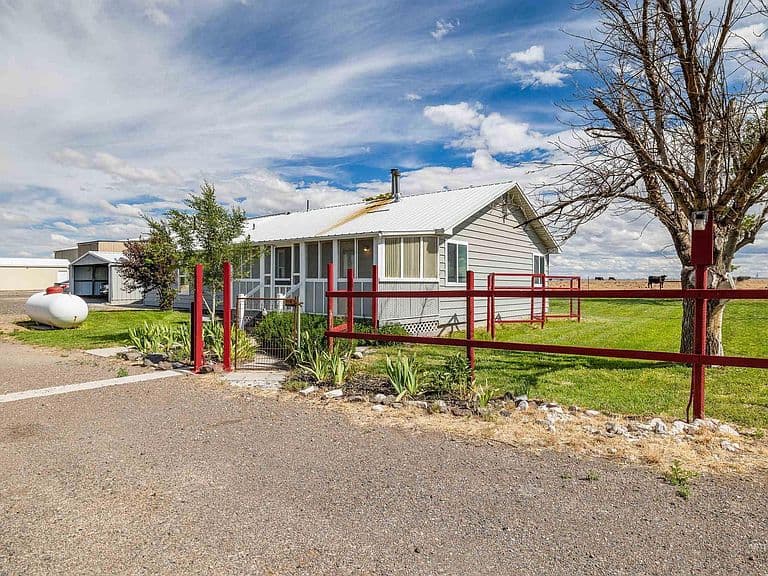 3344 Highway 93 photo 2