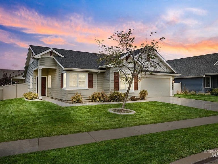 17426 N Flagstaff Way photo 3