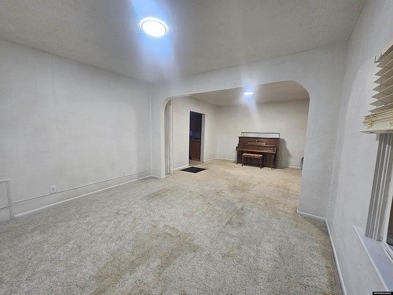 146 1st Ave photo 4