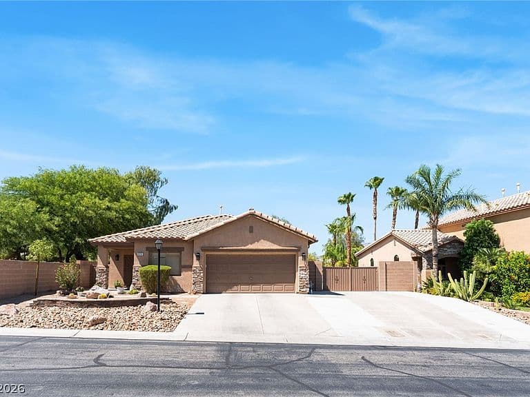 8096 Chestnut Glen Ave photo 2