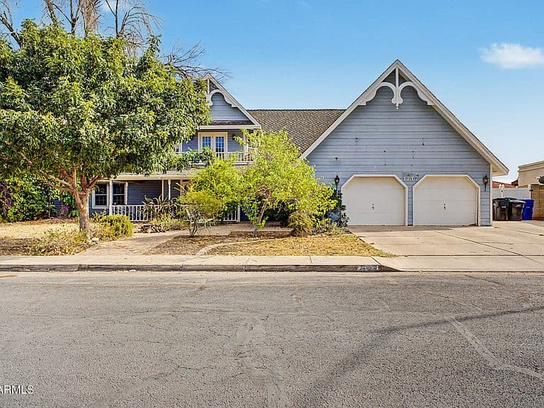 1717 E GARNET Avenue photo 1