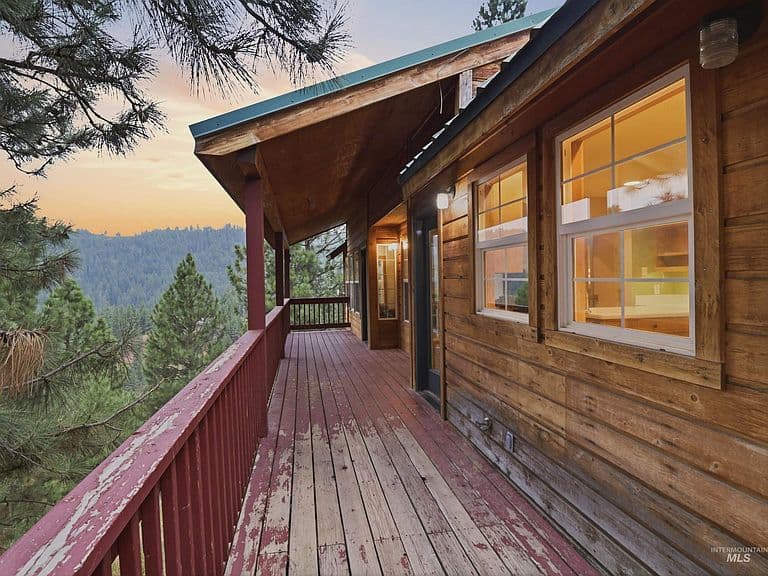 242 Wilderness Way photo 3