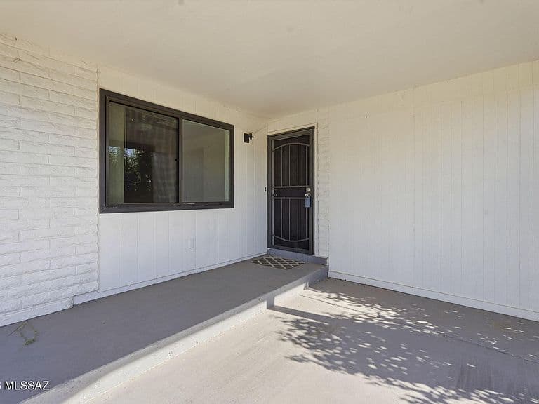 2076 N Calle Trinidad photo 5