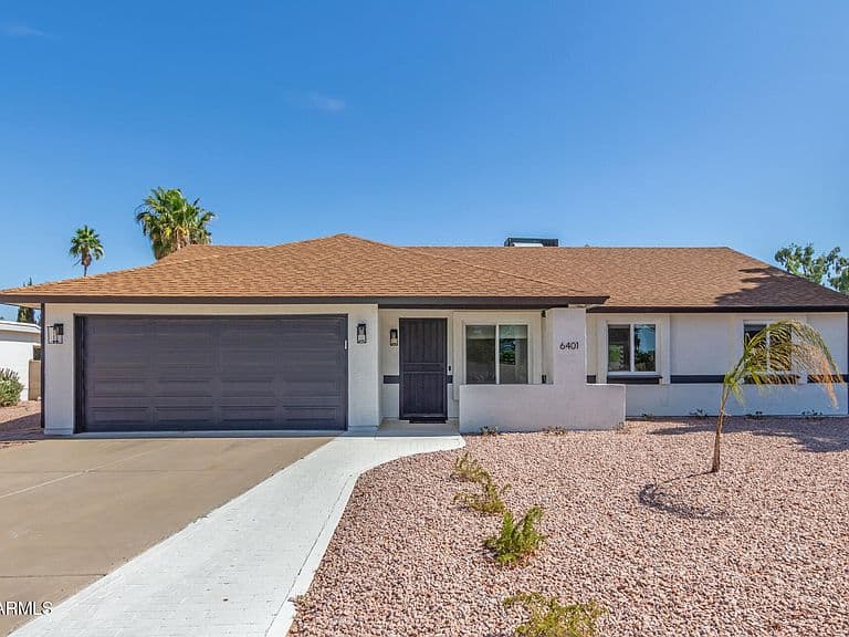 6401 E Kelton Lane photo 2