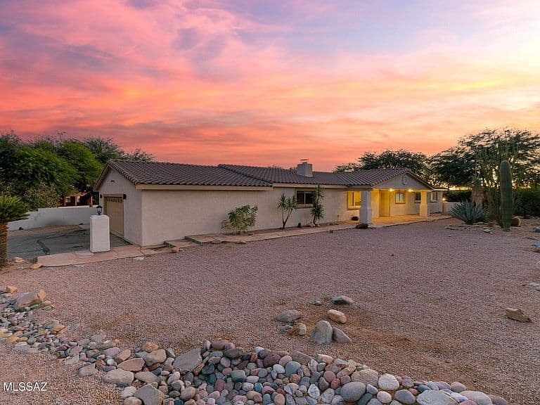 1791 W Butterfly Bush Pl photo 2