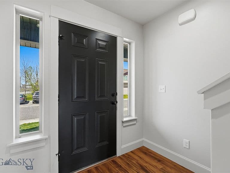 30 Skyscape Dr photo 2