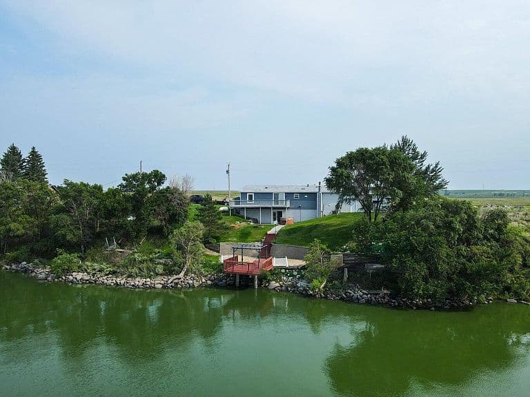 40526 S Shore Rd photo 5