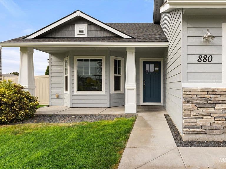 880 E Yaquina Bay Dr photo 3