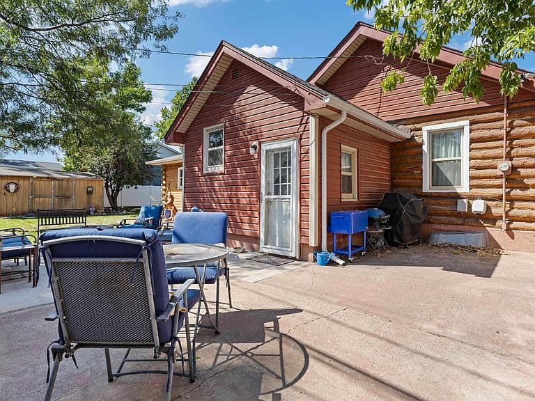 622 Harter Dr photo 5