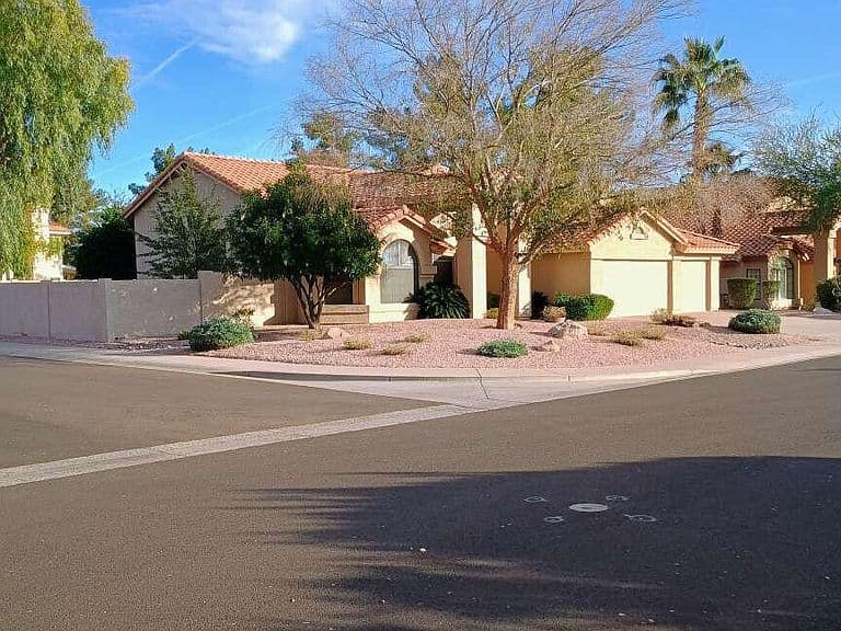 9625 S FOREST Avenue photo 2