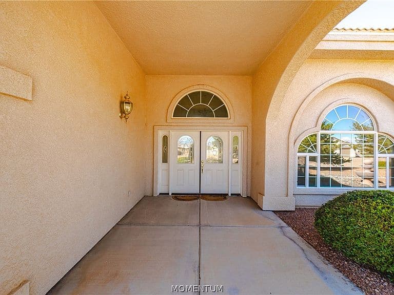 5565 N Storm Cloud Drive photo 2