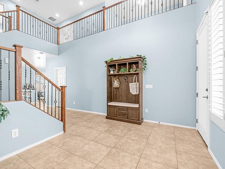 15654 W Yucatan Dr photo 5