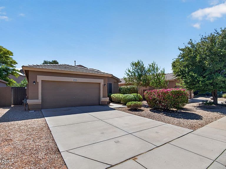16195 W WATSON Lane photo 2