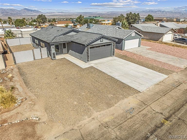 4283 S Los Maderos Dr photo 4