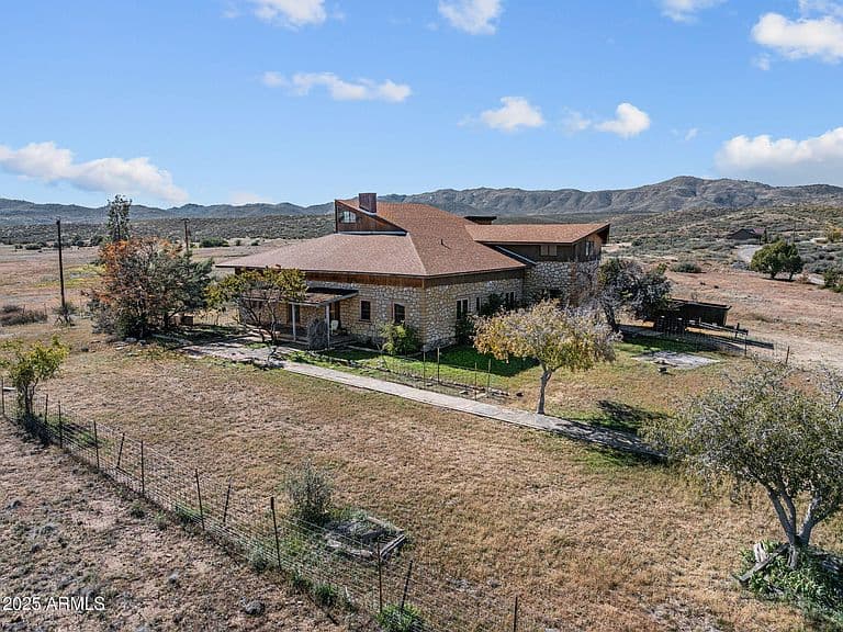 16057 S SICKLES RANCH Road photo 1