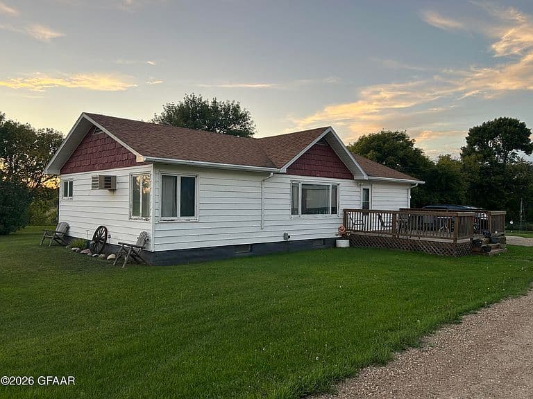 15509 County Road 11 photo 1