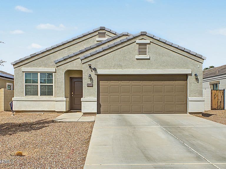 25602 W COLES Road photo 1