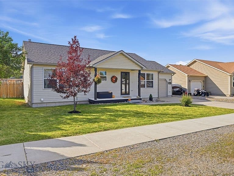 908 Paisley Dr photo 3